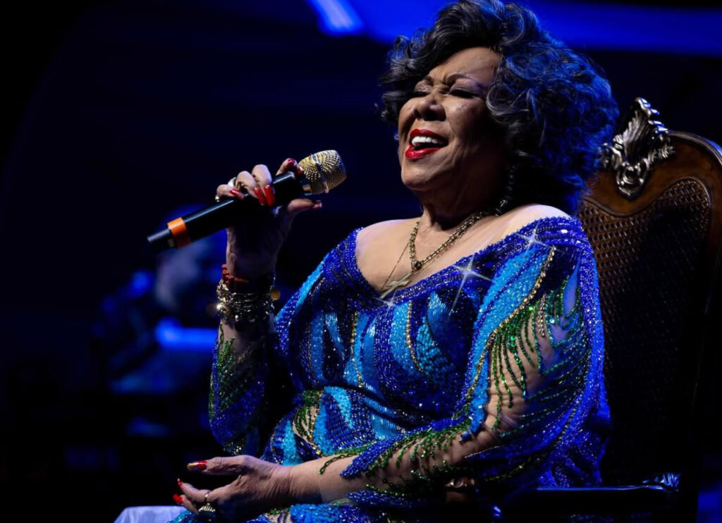IMG_1078-1024x742 Alcione Celebra 50 Anos de Carreira com Show Especial em Santa Luzia/MG