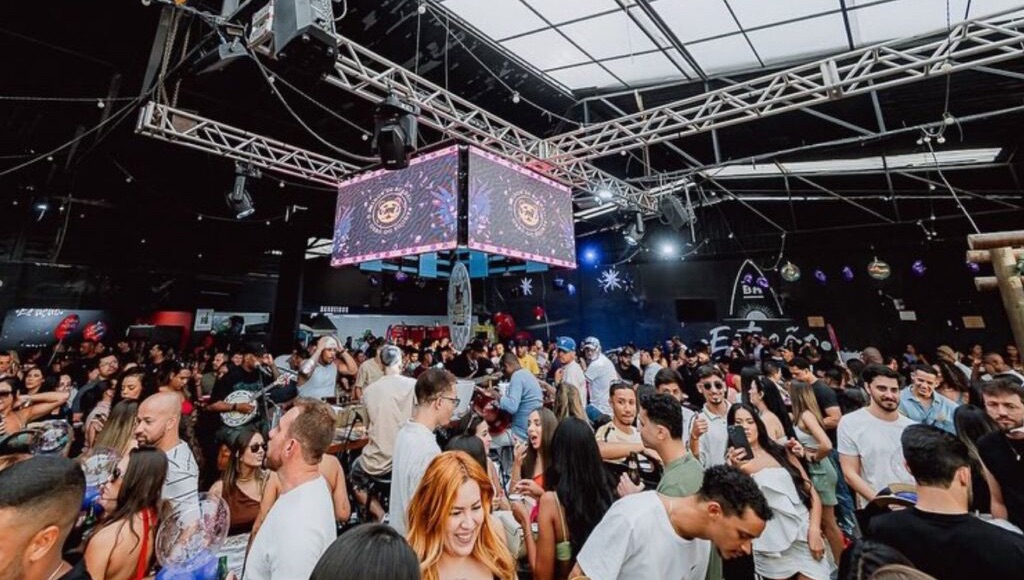 image-2 Pagode do Urso recebe Mannda Lym e Ayla na edição de dezembro em BH.